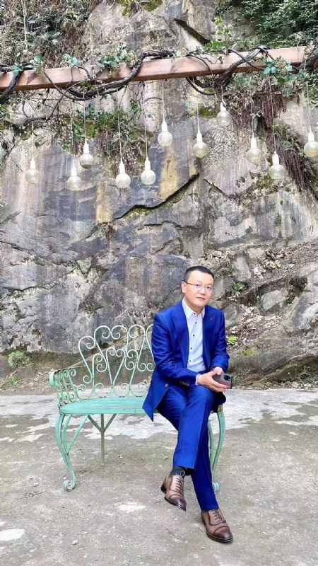 dikson的第一张照片--马尾交友网