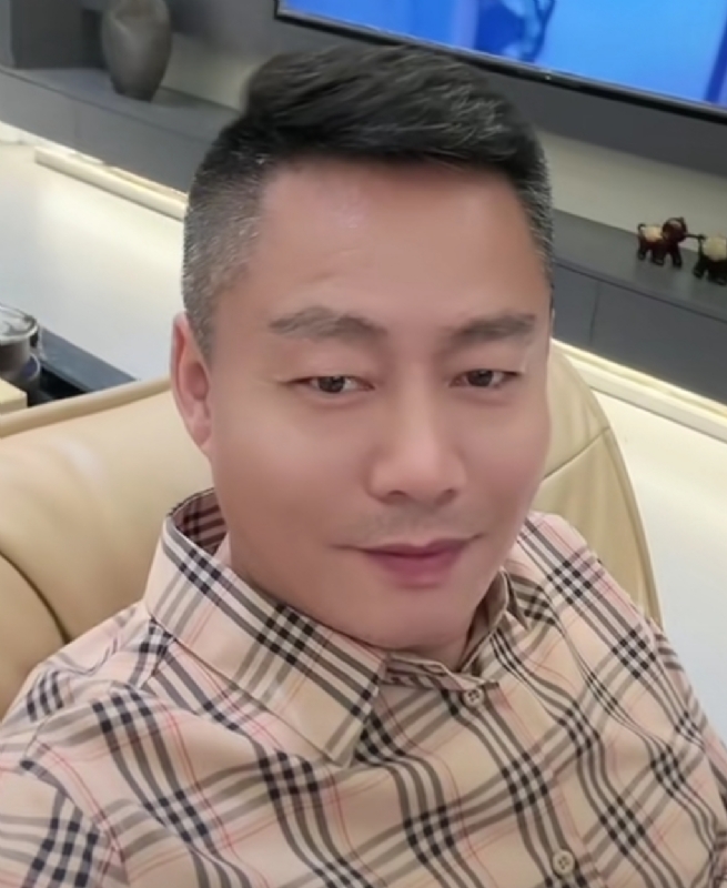 李*军的第三张照片--马尾交友网