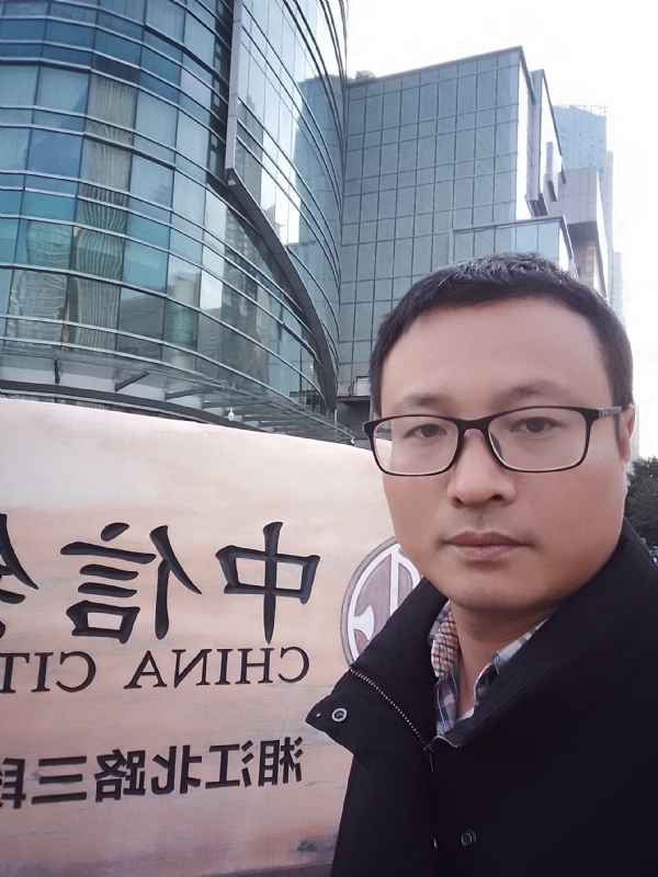 晚秋的第一张照片--马尾交友网