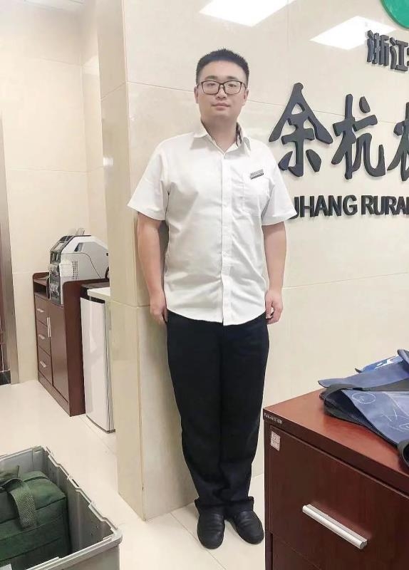 君临天下的第一张照片--马尾交友网