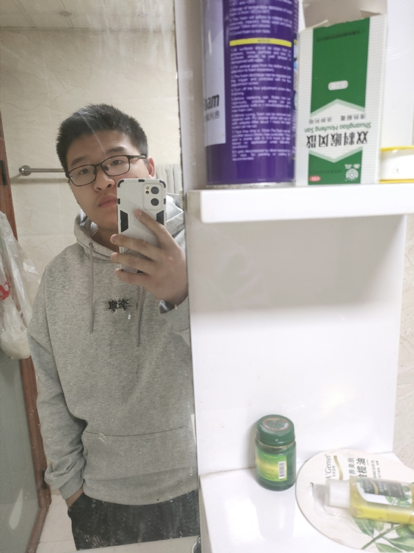 乌鸦坐飞机的第一张照片--马尾交友网