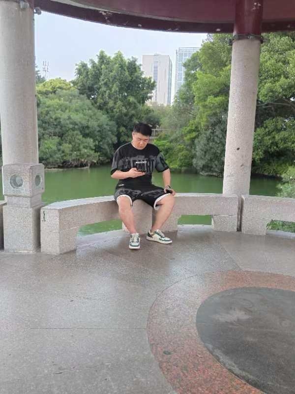 不善挽留的第一张照片--马尾交友网