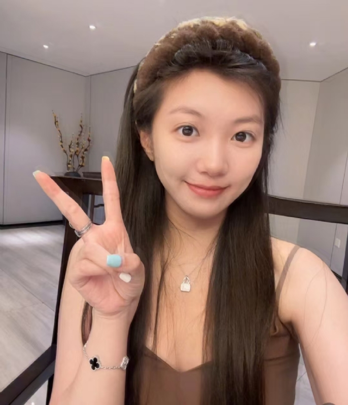 歌谣的第一张照片--马尾交友网