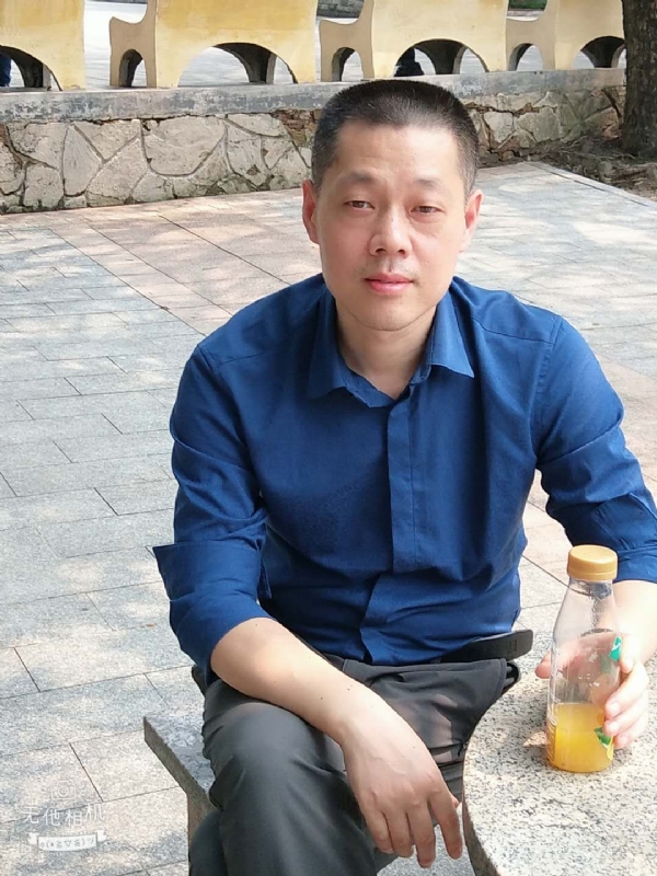 stanley的第一张照片--马尾交友网