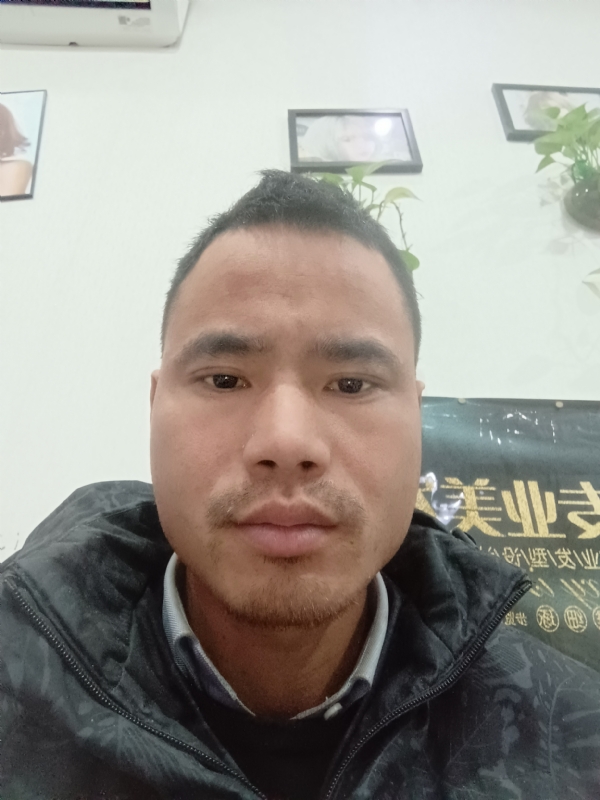 liuliyong的第一张照片--马尾交友网