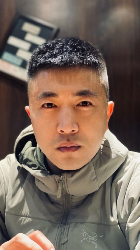 山中何缘的第一张照片--马尾交友网