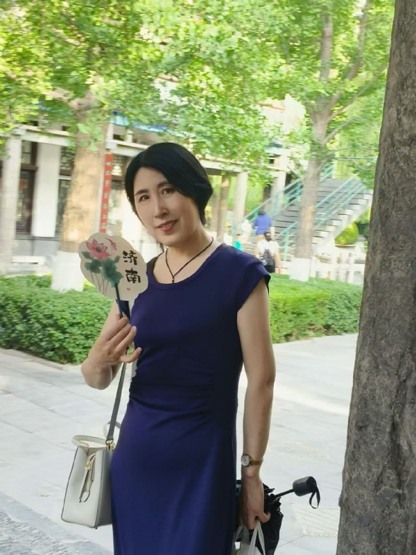 幸运满格的第一张照片--马尾交友网