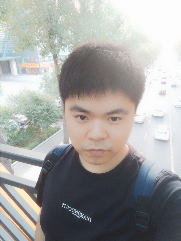 自出心裁的第一张照片--马尾交友网