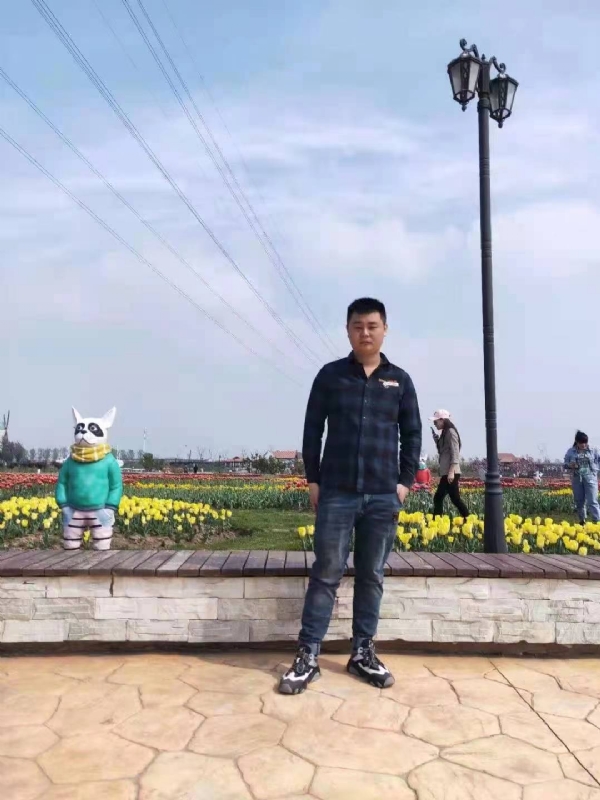 海阔天空的第一张照片--马尾交友网