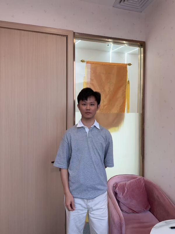 小叶子的第一张照片--马尾交友网